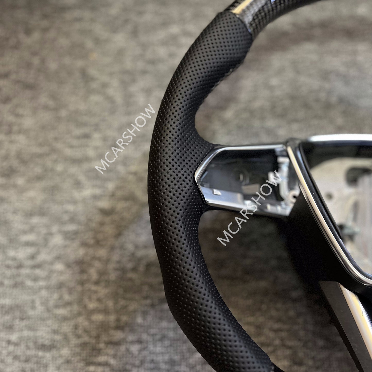 Modified Custom Carbon Fiber Perforated leather Steering Wheel for A6 A7 RS6 Frame Trim included