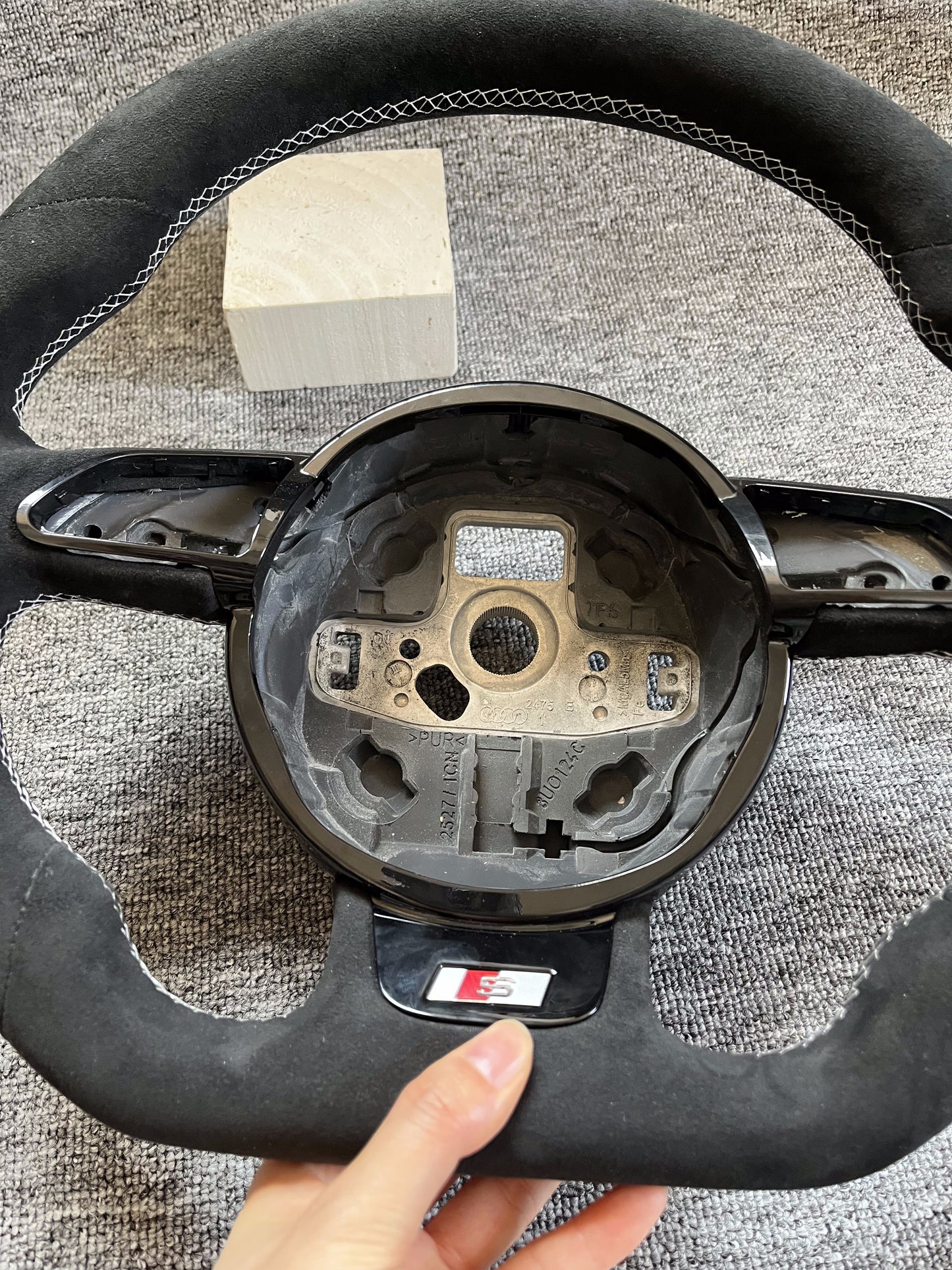 9040 Alcantara Steering Wheel for A3 A4 A5 RS3 RS4 RS5 Q5 RSQ5 Trim included