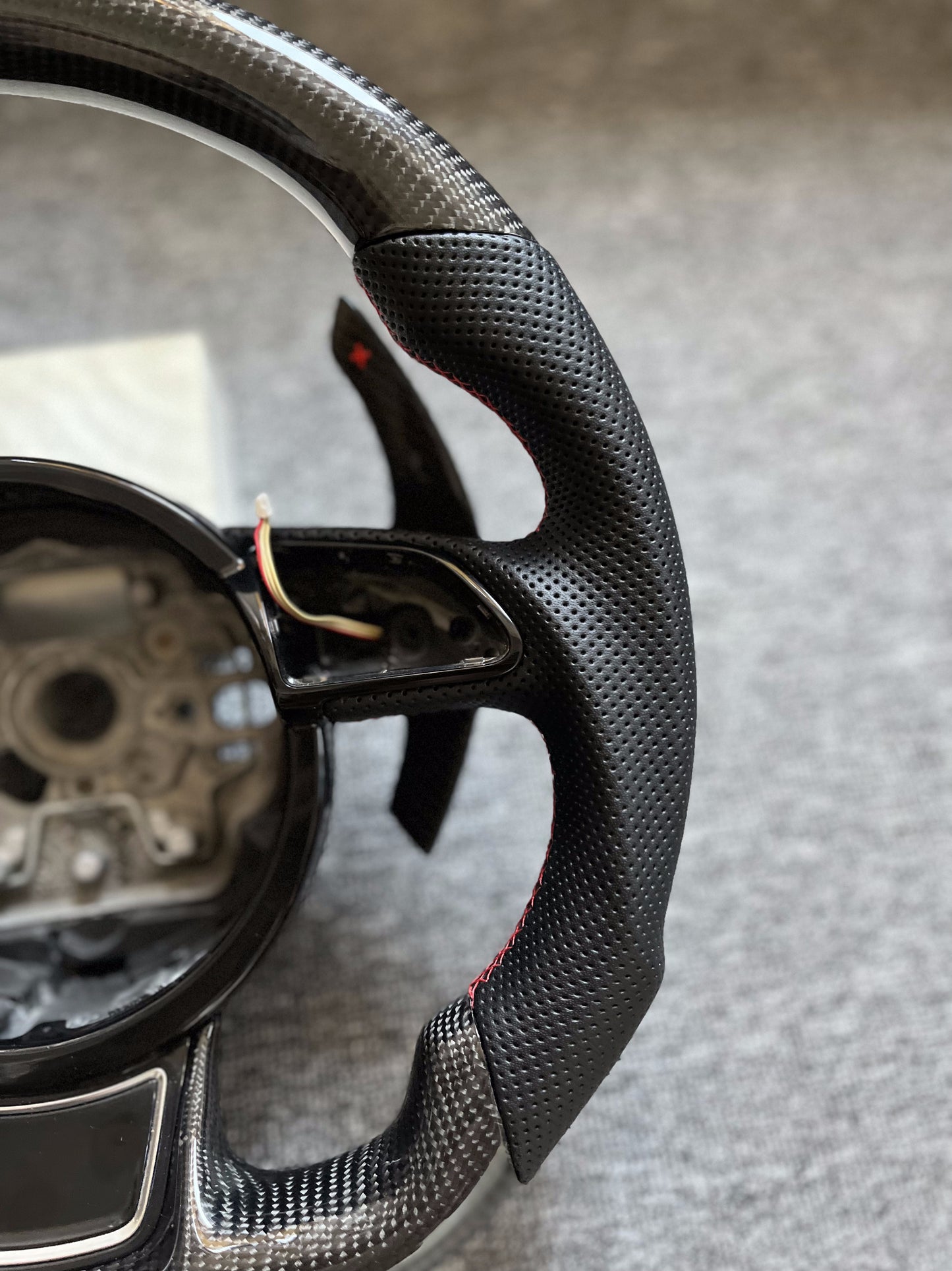 Modified Custom Carbon Fiber Perforated leather Steering Wheel for A6 A7 S7 A8 S8 Carbon Paddle Shifts Included